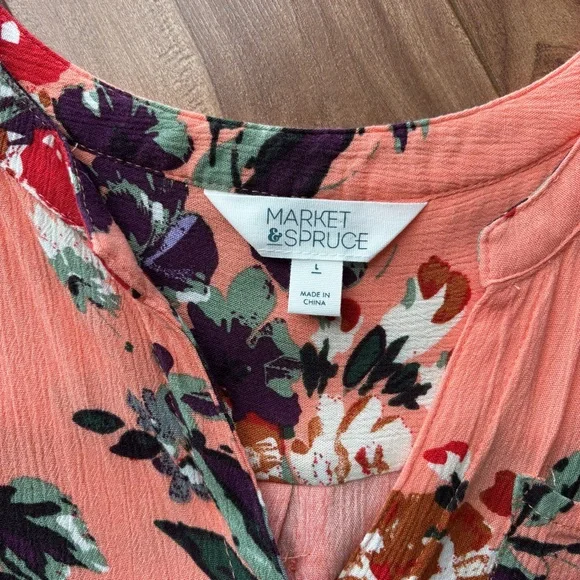 Market & Spruce Coral Floral Sleeveless Top - Picture 3 of 4